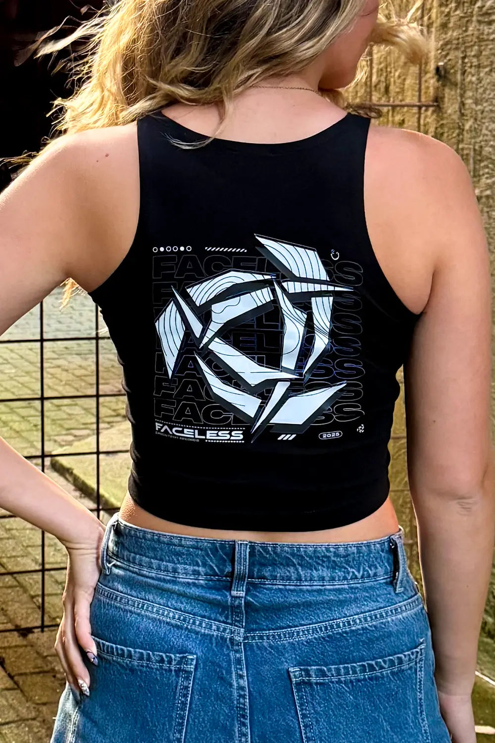 Faceless Indoor Croptop - image 3